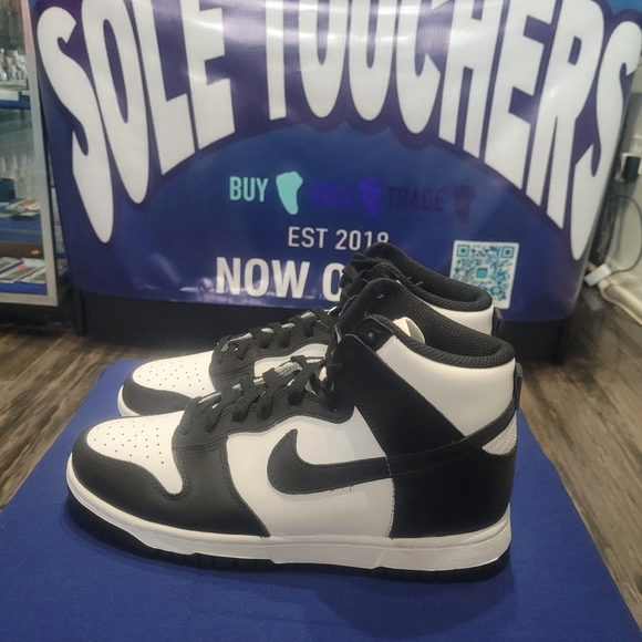 Nike Dunk High Panda Panda - Picture 3 of 5